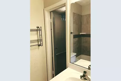 808 W 29th Street #301, Austin, TX 78705 - Photo 20