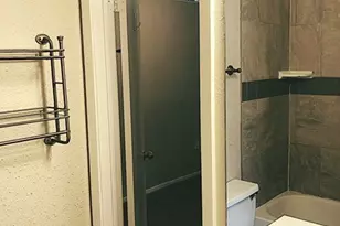 808 W 29th St, Austin, TX 78705 - Photo 20