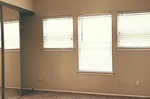 808 W 29th St, Austin, TX 78705 - Photo 22