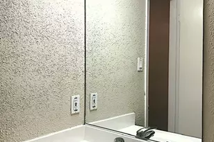 808 W 29th St, Austin, TX 78705 - Photo 6