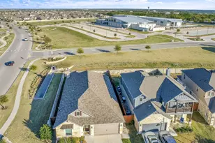 101 Double Mountain Rd, Liberty Hill, TX 78642 - Photo 32