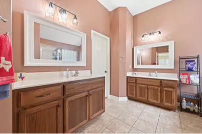 510 Middle Creek, Buda, TX 78610 - Photo 14