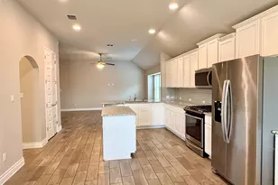 199 Tailwind Dr, Kyle, TX 78640 - Photo 6