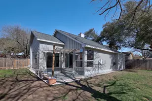 2207 Raintree Path, Round Rock, TX 78664 - Photo 24