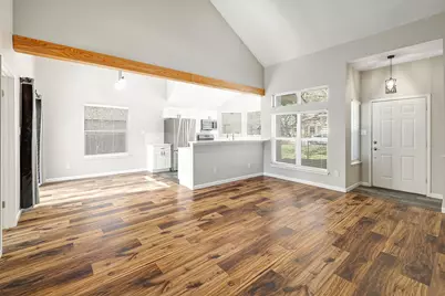 2207 Raintree Path, Round Rock, TX 78664 - Photo 2