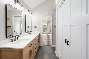 2207 Raintree Path, Round Rock, TX 78664 - Photo 16