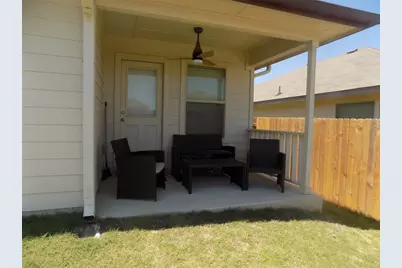 124 Rearden Boulevard, Jarrell, TX 76537 - Photo 10