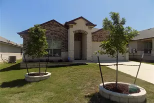 124 Rearden Blvd, Jarrell, TX 76537 - Photo 2