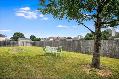 242 Amber Oak Drive, Kyle, TX 78640 - Photo 18