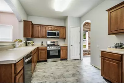 242 Amber Oak Drive, Kyle, TX 78640 - Photo 10