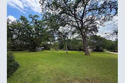306 5th Avenue, Smithville, TX 78957 - Photo 38