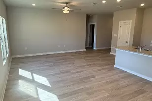 13617 Gray Landing Dr, Elgin, TX 78621 - Photo 8