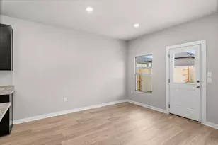 13617 Gray Lndg Dr, Elgin, TX 78621 - Photo 14