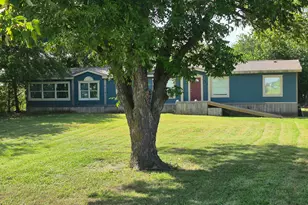 1120 Battle Lake Rd, Hallsburg, TX 76682 - Photo 2