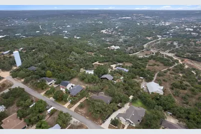 900 Morgan Hill Drive, Dripping Springs, TX 78620 - Photo 32