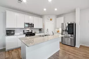 135 Mason Hl Ln, Georgetown, TX 78628 - Photo 6