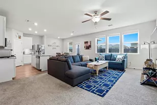 135 Mason Hl Ln, Georgetown, TX 78628 - Photo 2