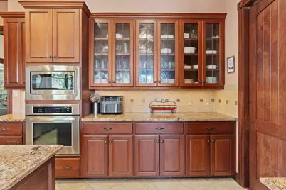 1092 Fm 3000, Elgin, TX 78621 - Photo 14