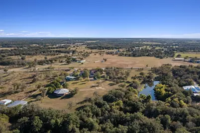 1092 Fm 3000, Elgin, TX 78621 - Photo 36