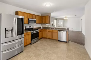 17912 Honey Locust Ln, Elgin, TX 78621 - Photo 8