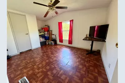 570 County Road 306 Road, Jarrell, TX 76537 - Photo 4