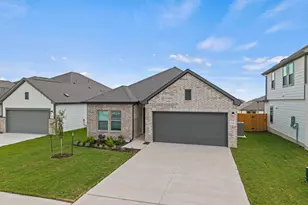 160 Wind Hl, Jarrell, TX 76537 - Photo 4