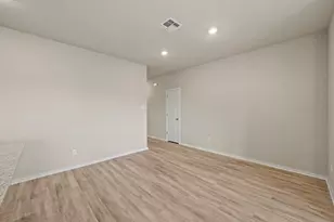 160 Wind Hl, Jarrell, TX 76537 - Photo 16