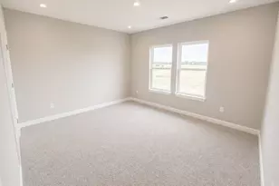 160 Wind Hl, Jarrell, TX 76537 - Photo 10