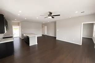 160 Wind Hl, Jarrell, TX 76537 - Photo 4