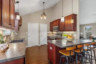 109 Bonham Lane, Paige, TX 78659 - Photo 12