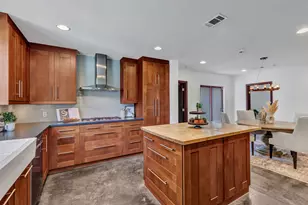 1208 Fairwood Rd, Austin, TX 78722 - Photo 8