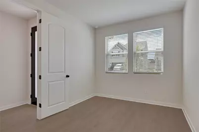 261 Crater Lake Drive, Dripping Springs, TX 78620 - Photo 2
