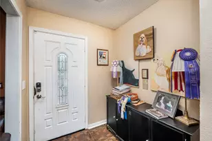 112 Hasler St, Bastrop, TX 78602 - Photo 6