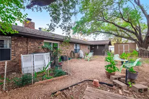 112 Hasler St, Bastrop, TX 78602 - Photo 38