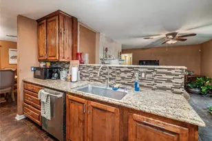 112 Hasler St, Bastrop, TX 78602 - Photo 14