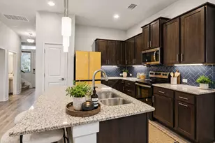 1208 Limelight Ln, Pflugerville, TX 78660 - Photo 4