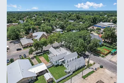 107 NE 4th Street, Smithville, TX 78957 - Photo 38