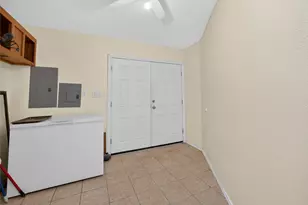 311 College Ave, Florence, TX 76527 - Photo 20