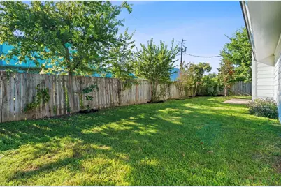 5506 Salem Walk Drive, Austin, TX 78745 - Photo 18