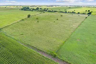 1700 Cr 322, Bartlett, TX 76511 - Photo 20