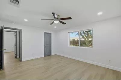 11104 Ptarmigan Drive, Austin, TX 78758 - Photo 8