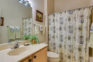 105 Rockrose Ct, Georgetown, TX 78633 - Photo 16