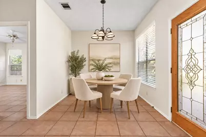 6661 Ruxton Lane, Austin, TX 78749 - Photo 10