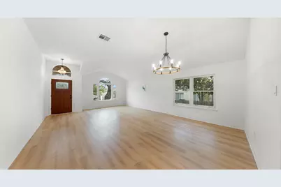 2527 Crenshaw Drive, Round Rock, TX 78664 - Photo 6