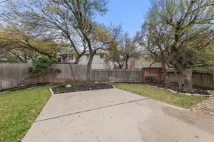 2527 Crenshaw Dr, Round Rock, TX 78664 - Photo 32