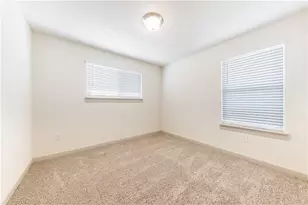 8304 Mimi Ln, Austin, TX 78724 - Photo 10