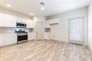 8304 Mimi Ln, Austin, TX 78724 - Photo 6