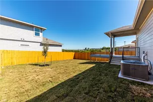 8304 Mimi Ln, Austin, TX 78724 - Photo 20