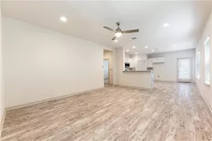 8304 Mimi Ln, Austin, TX 78724 - Photo 4