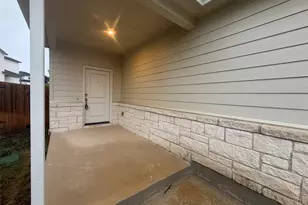 510 Whirlaway Dr, Jarrell, TX 76537 - Photo 2